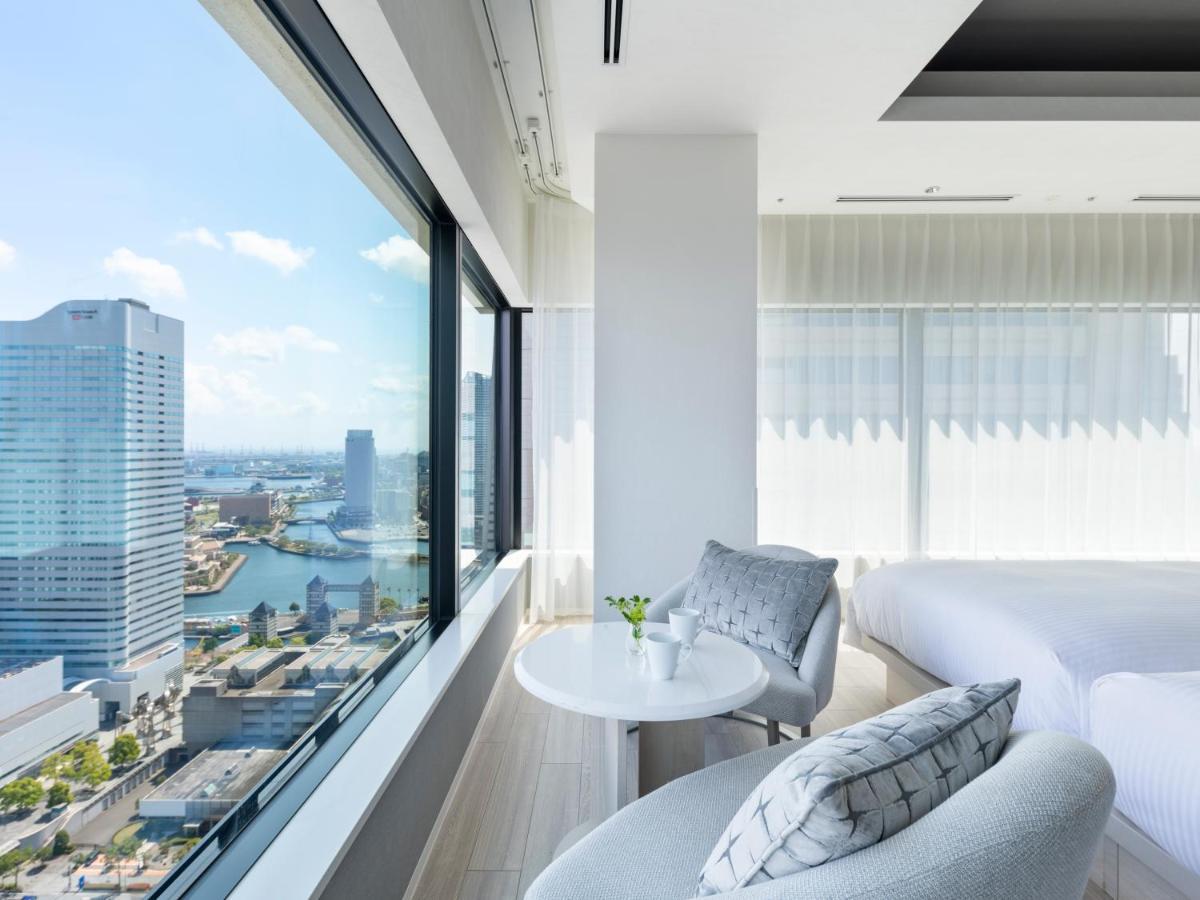 Mitsui Garden Hotel Yokohama Minatomirai Premier Exterior photo View from a suite