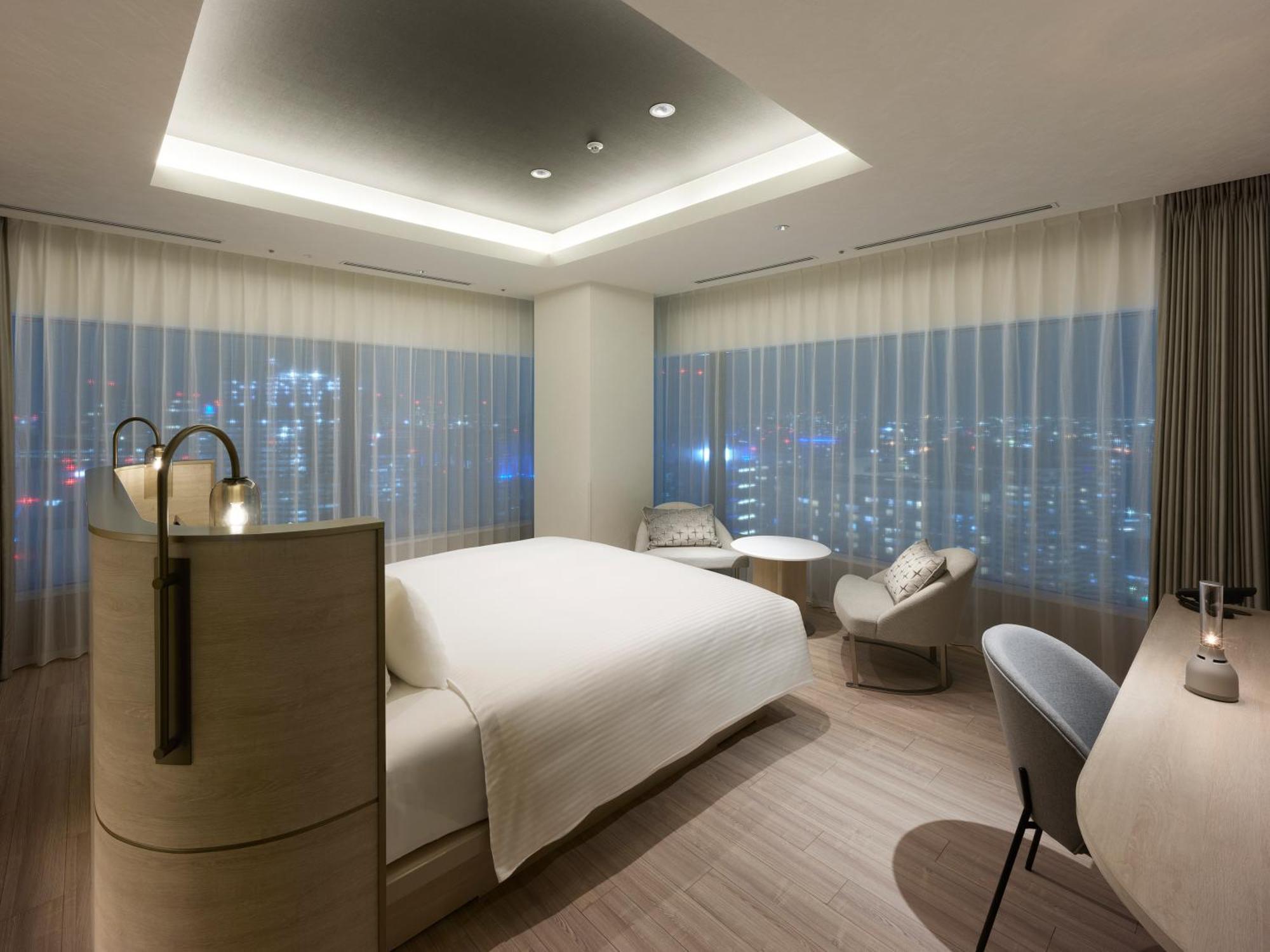 Mitsui Garden Hotel Yokohama Minatomirai Premier Exterior photo Deluxe Suite
