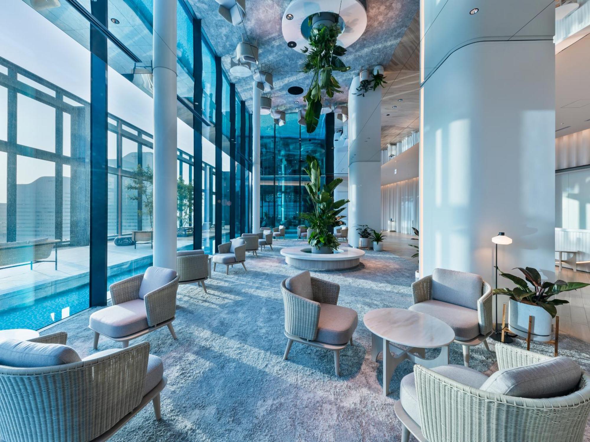 Mitsui Garden Hotel Yokohama Minatomirai Premier Exterior photo The lobby of the hotel